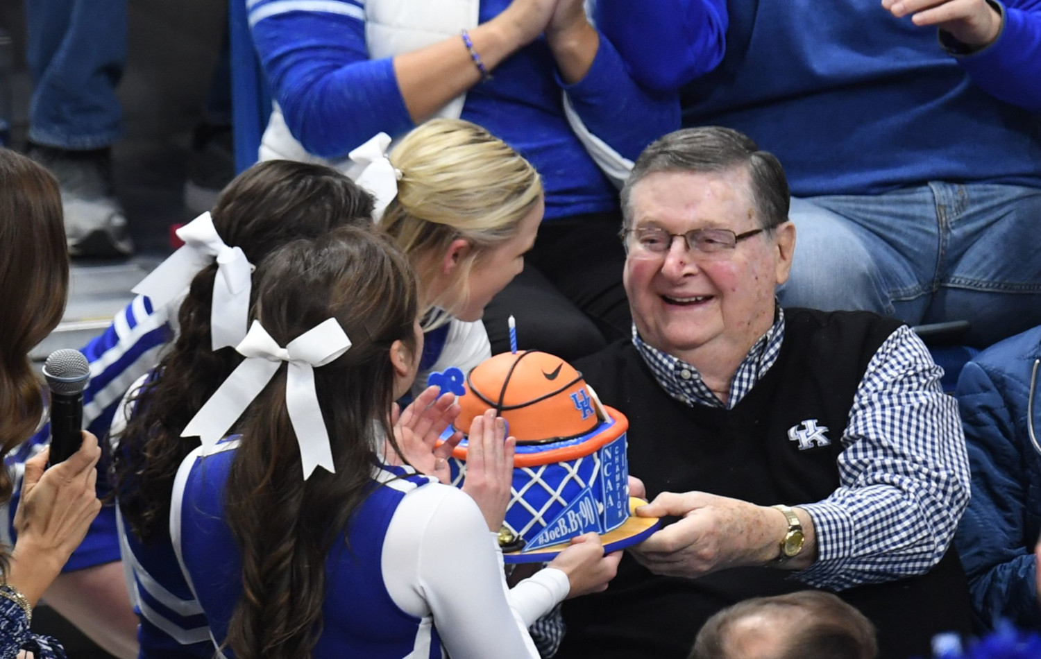 What Was Joe B  Hall Cause Of Death  Legendary Kentucky Wildcats Basketball Coach Dead  Funeral Obituary Latest News  - 91