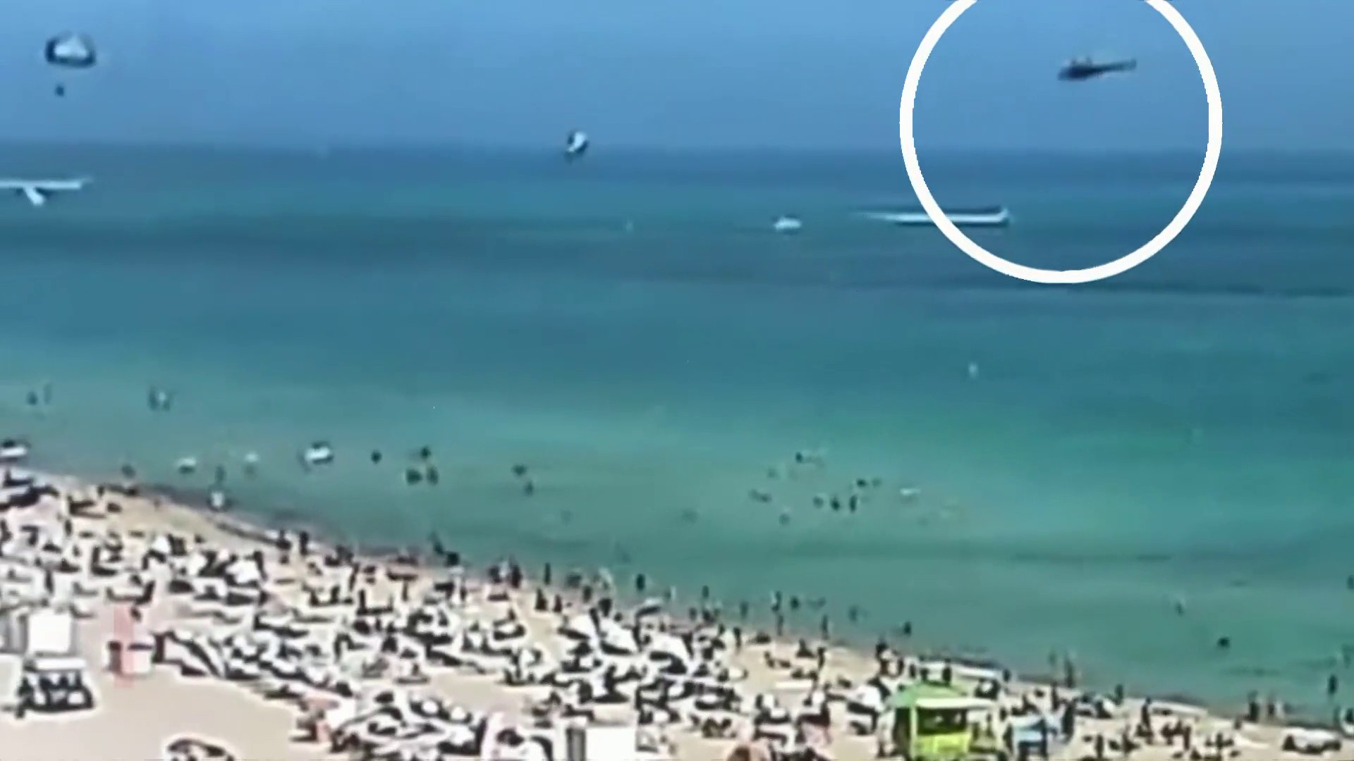 VIDEO  Helicopter Crash In Miami Beach  2 People Injured At South Beach Florida  Check All Details  - 47