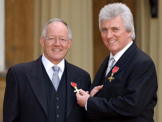 What Was Bruce Welch Cause Of Death  Legendary Guitarist On The Shadows  60 Years Died At 64  Funeral   Obituary  - 66