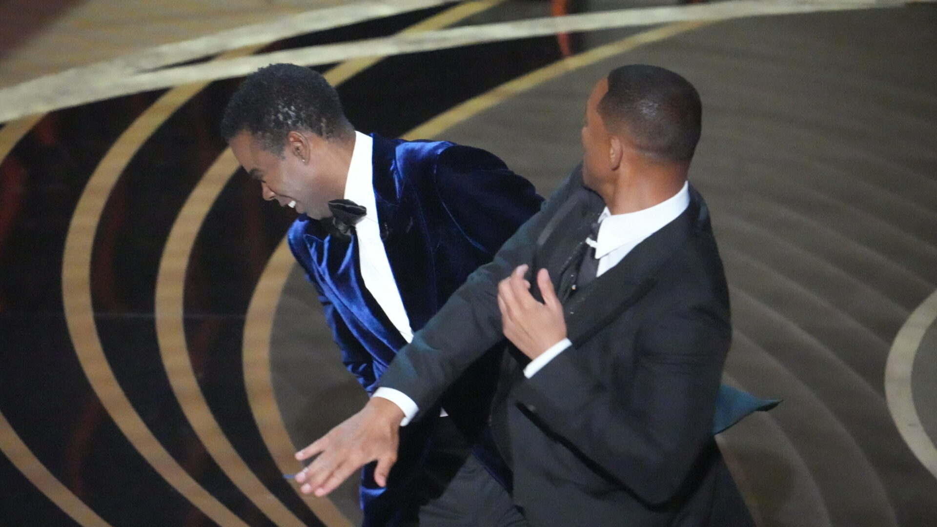 VIDEO  Will Smith Apology Video To Chris Rock After The Slap Went Viral All Over On Twitter   Reddit  - 84