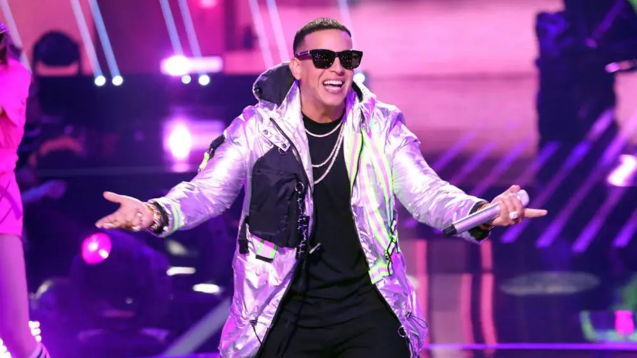 DETAILS  After 33 Years Daddy Yankee Announces Retirement From Music With Farewell Tour  Watch Interview Video  - 93