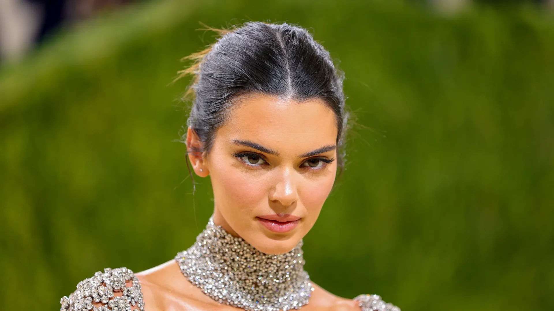 Kendall Jenner Feet: Is Kendall Jenner Alright? What's Wrong With Her ...